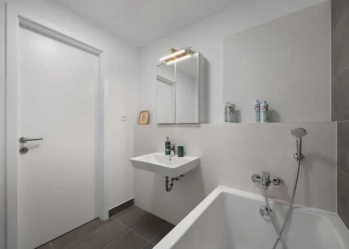 Stylish In Klingerka Apartamento